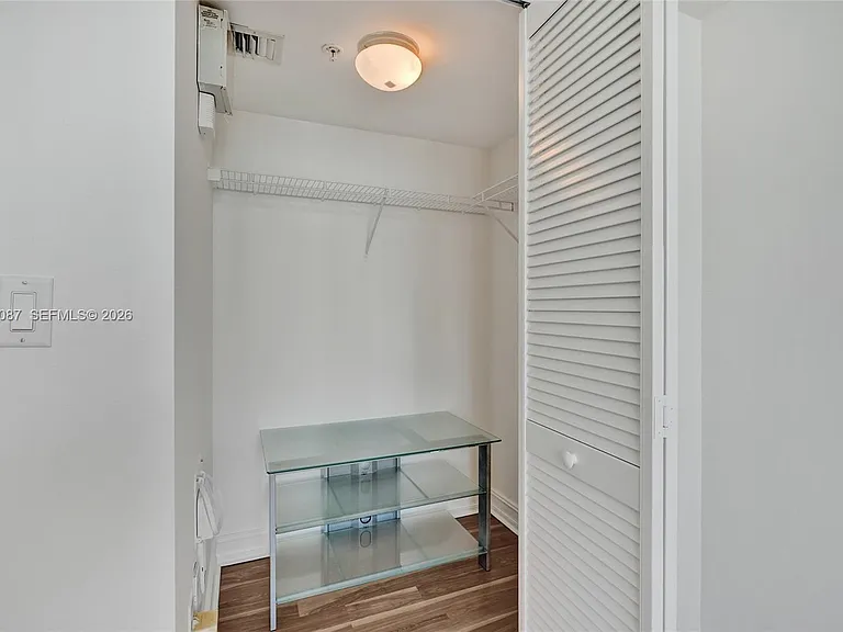 31 SE 5th St #2305 — Photo 21