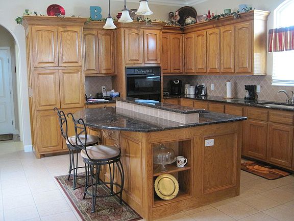 5th image of 10106 Orlando Ave