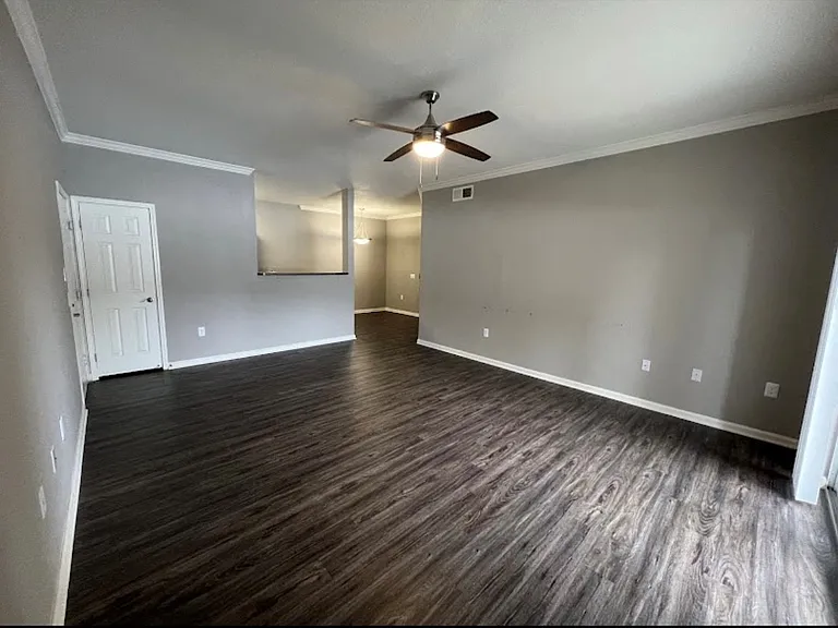 The Lakes at Lionsgate Apartments — Photo 15