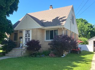 1427 Pearl St, Belvidere, IL 61008