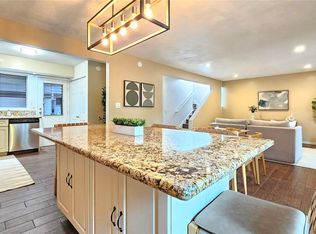 Mililani Townhouses, Mililani, HI 96789