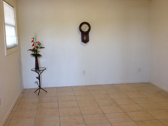 2nd image of 803 1/2 Monterey St
