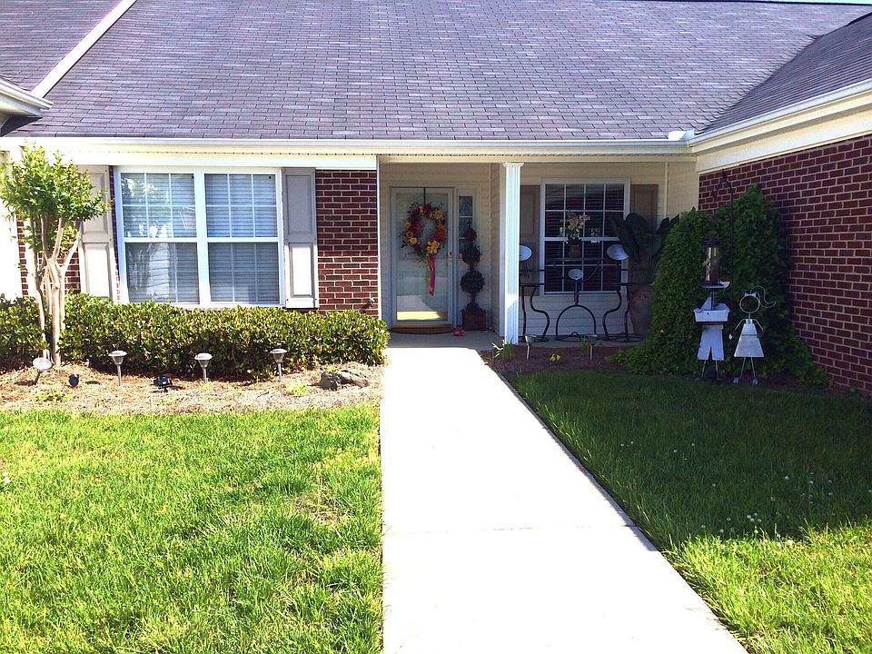 Townhouse Front Entrance