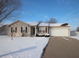 56691 Meadow Glen Dr, Elkhart, IN 46516