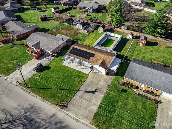 5th image of 8190 Meadowlark Dr