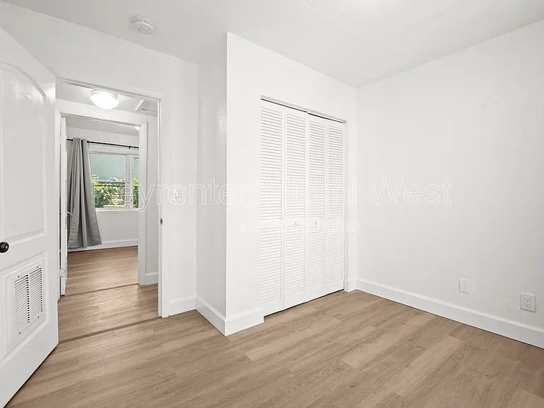 7770 NW 9th Ave — Photo 20