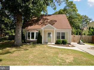 323 Larch Rd, Mount Laurel, NJ 08054