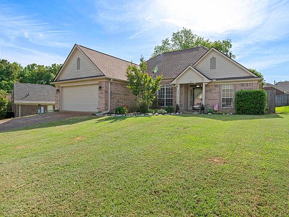 2nd image of 155 Winding Creek Dr