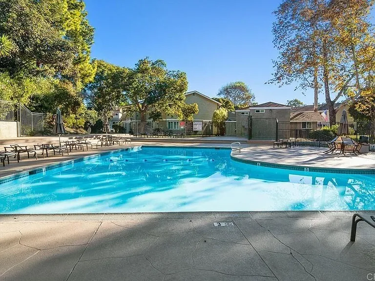 HOA pool area (no jacuzzi)