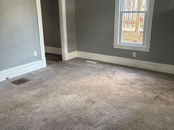 2nd image of 159 Jefferson Ave #101
