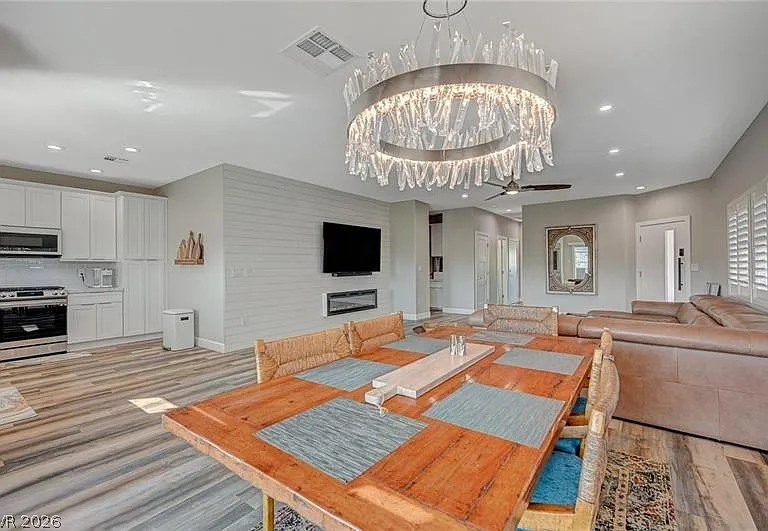 10509 India Hawthorn Ave — Photo 12
