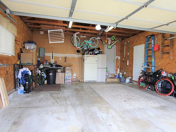 2nd image of 1349 Potomac Pl