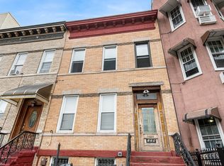 129 Cornelia St #HSE, Brooklyn, NY 11221