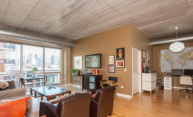 845 N Kingsbury #514 — Photo 5