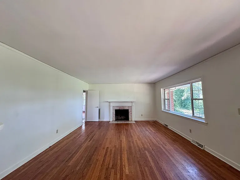 114 Lookout Cir SW — Photo 4