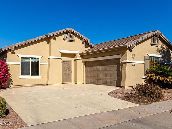 3rd image of 878 E CHERRY HILLS Drive