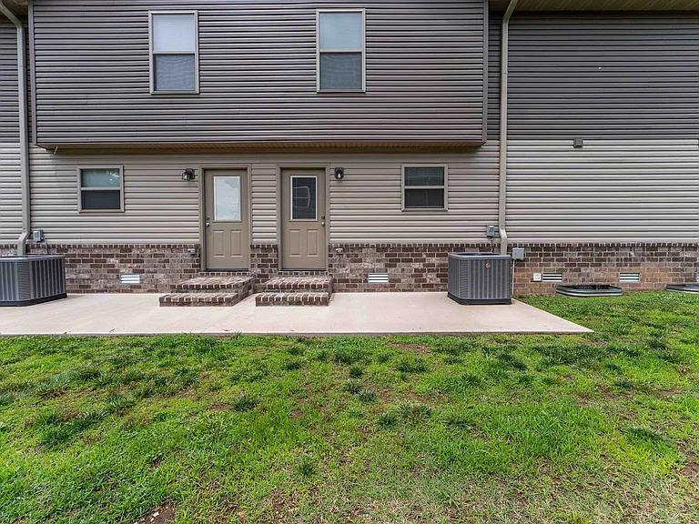 Oakwood Heights Townhomes — Photo 45