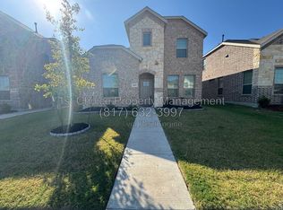 10021 Elkhorn Dr, Fort Worth, TX 76179