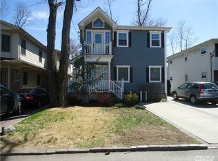 42 Corchaug Ave, Port Washington, NY 11050