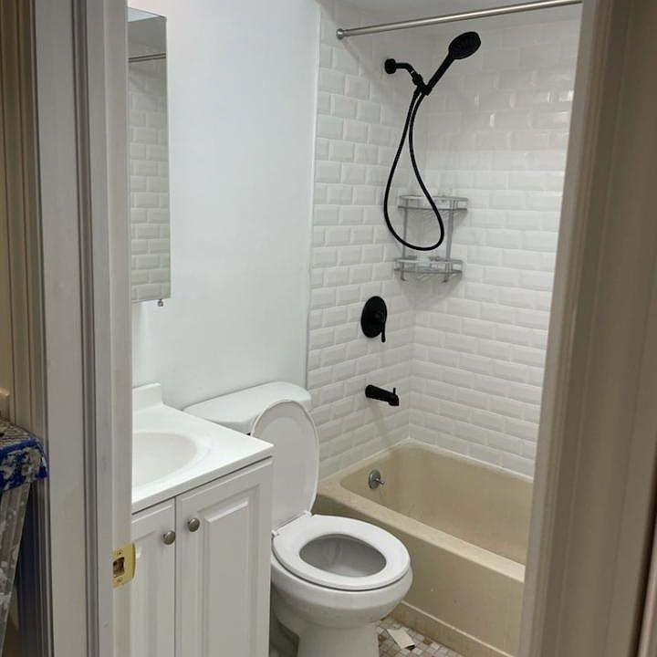 2nd image of 34 Francine Ct