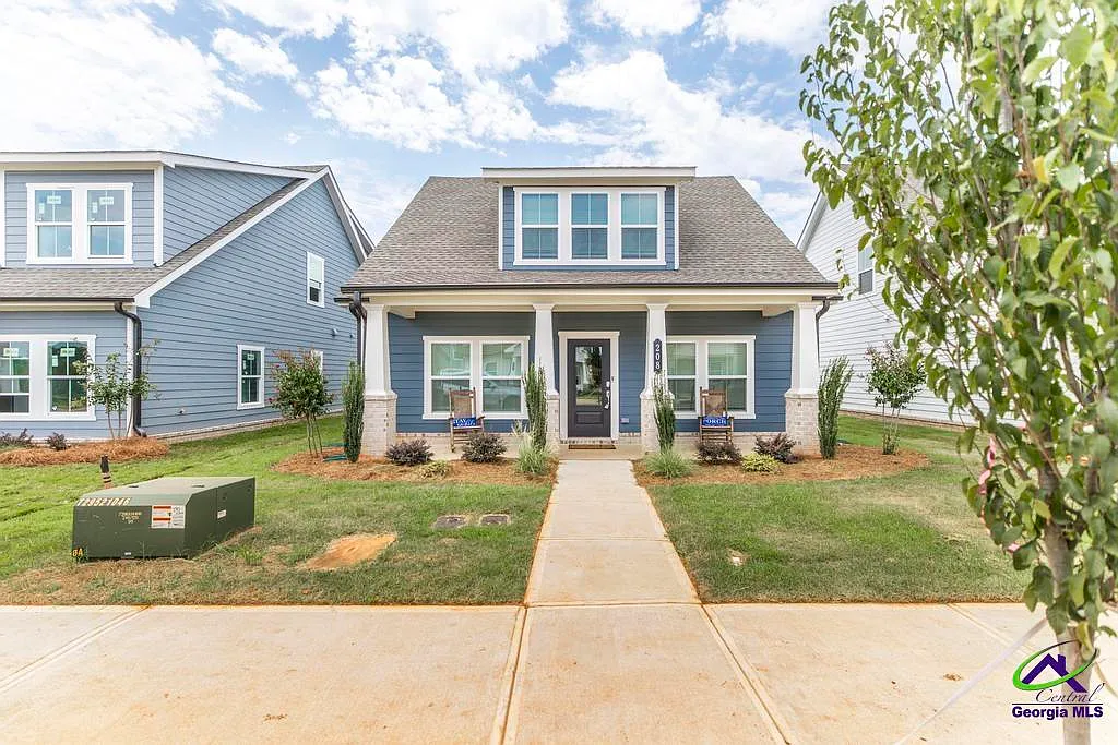 3 bed, 2.5 bath, 1650 sqft, $2,300 — Photo 3