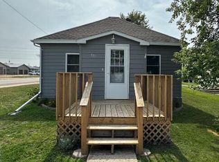319 E Merrill St, Castlewood, SD 57223