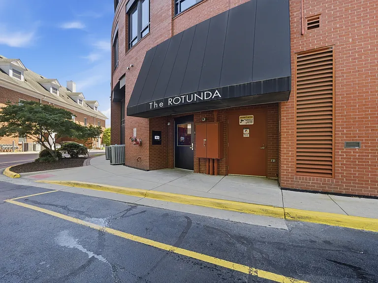 415 Saint Pauls Blvd #609-1 — Photo 25