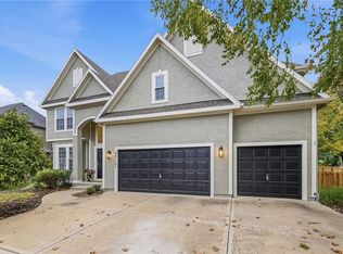 22121 W 58th St, Shawnee, KS 66226