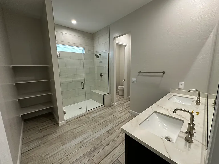 10319 W Harmony Ln — Photo 20
