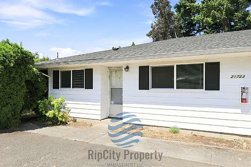 21723 SE Alder Dr Photo 1