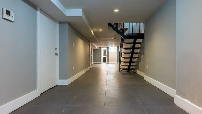Rented by Nooklyn NYC LLC | media 30