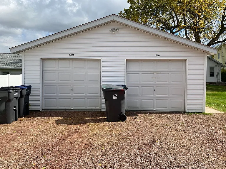 410 N Maple Ave — Photo 21