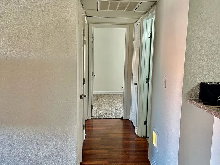 5201 River Glen Dr #166 — Photo 10