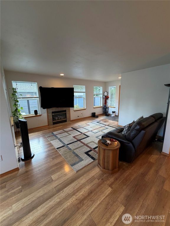 22615 W 44th Ave, Mountlake Terrace, WA - View 4