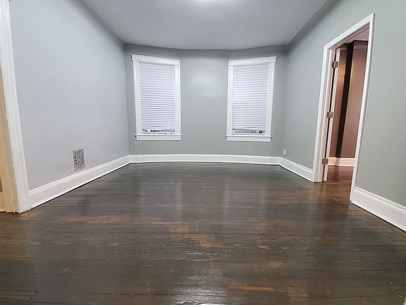 4th image of 299 Union St #1E
