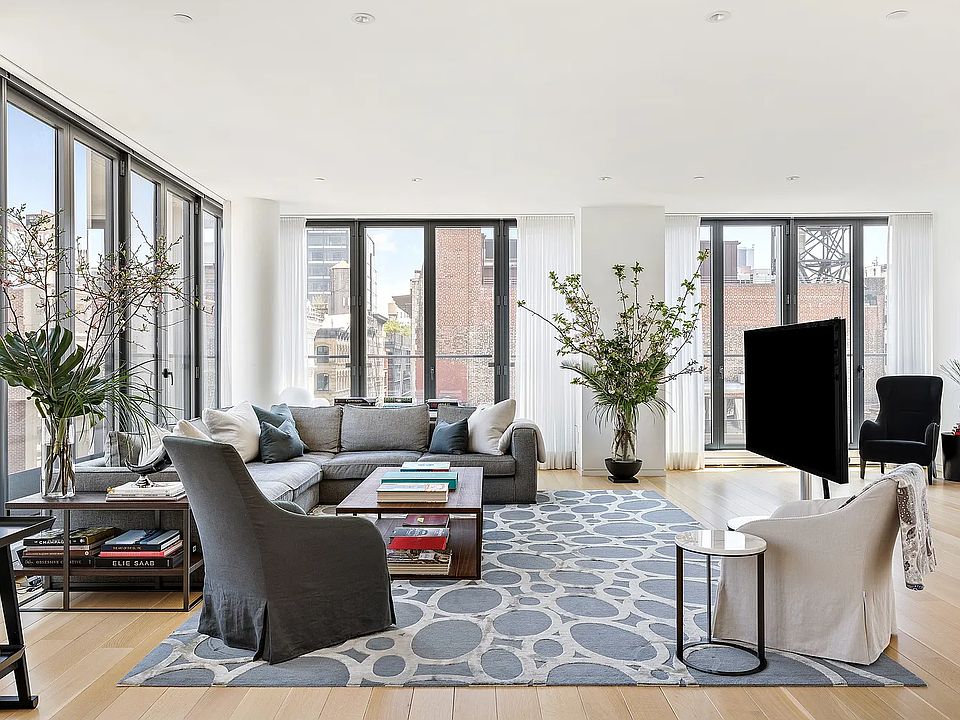 1st image of 27 Wooster St #7A