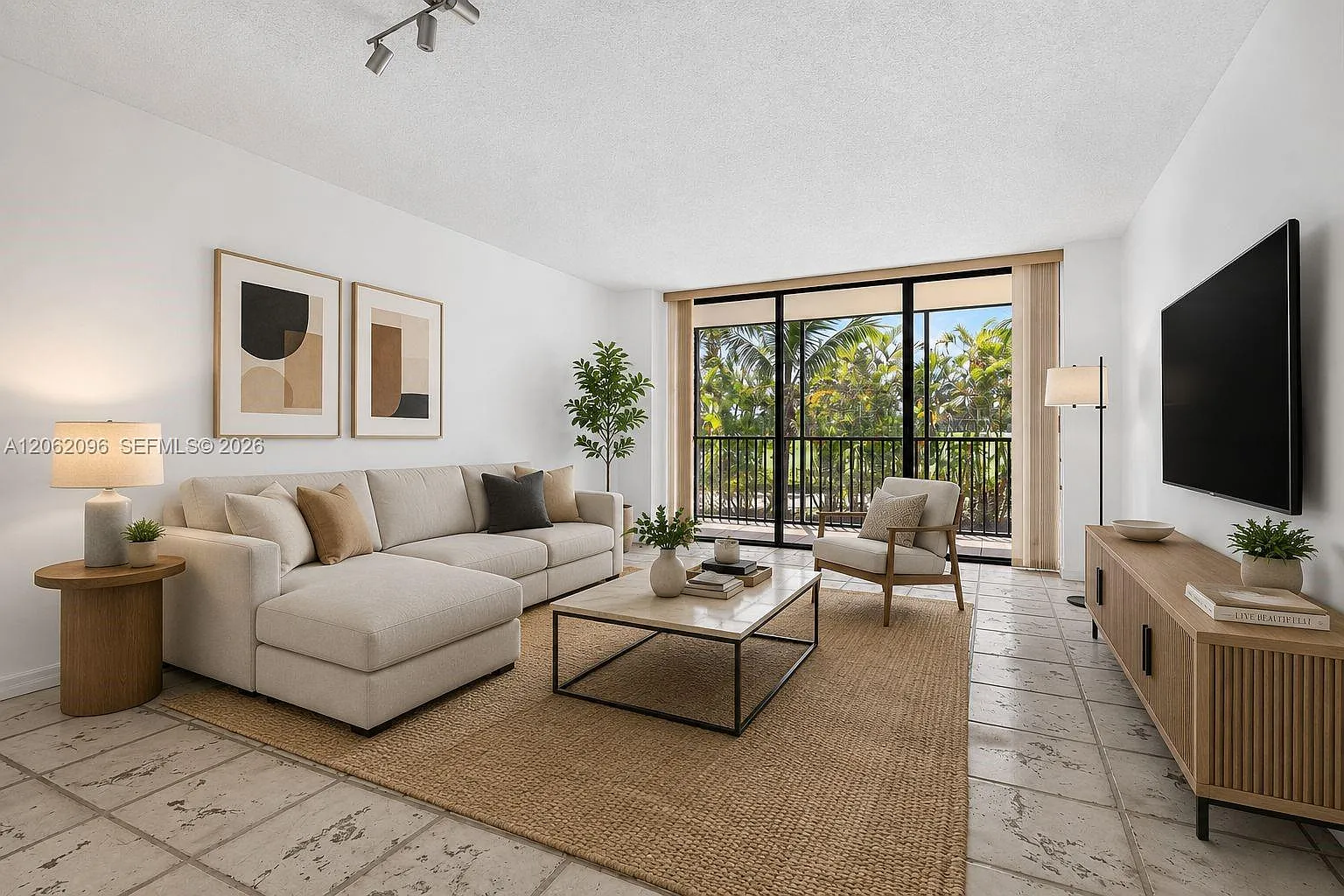 Coronado Condo- Tower Ii — Photo 4