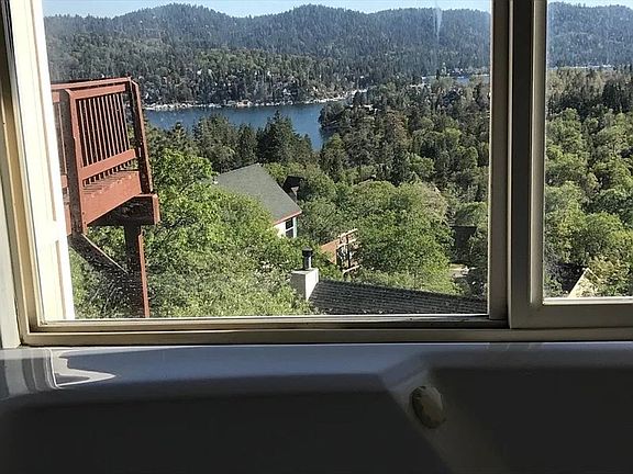 5th image of 28715 Bryce Dr