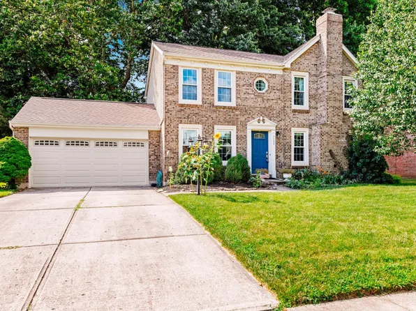 1192 Meadow Knoll Ct, Batavia, OH 45103
