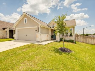 2033 Kathryn Dr, Bryan, TX 77807