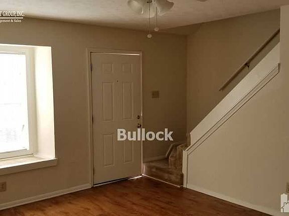 3rd image of 2896 Spruce Cir