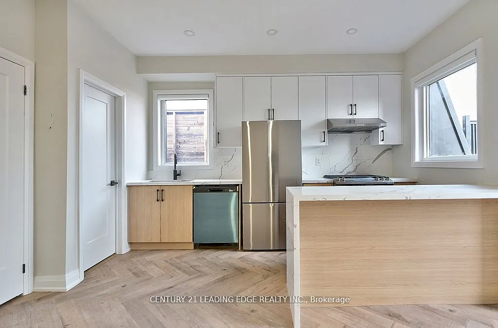 2 bed, $2,600 — Photo 1