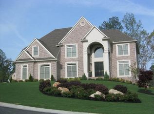 875 Woodleaf Park Dr, Mableton, GA
