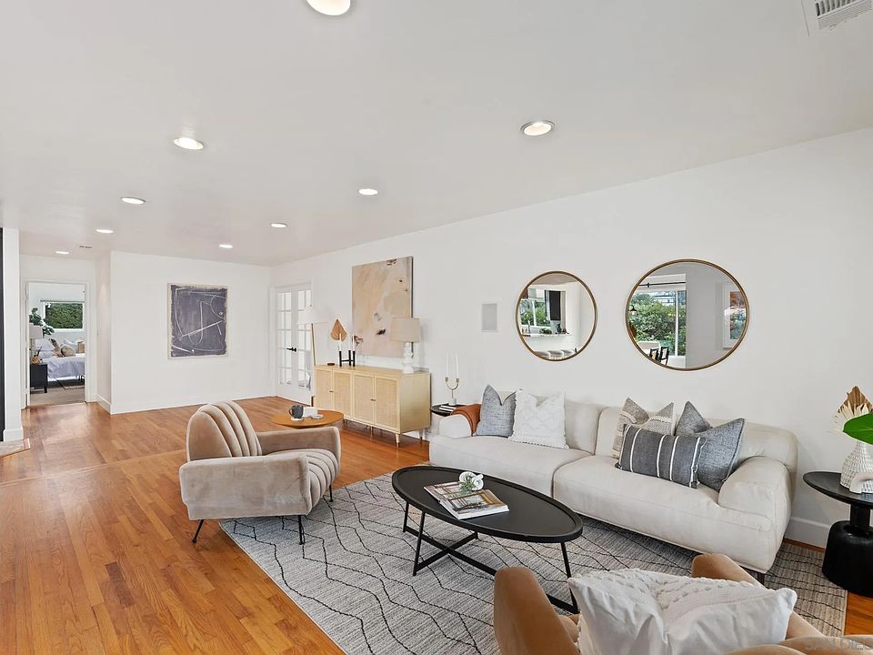 1st image of 4016 Coronado Ave