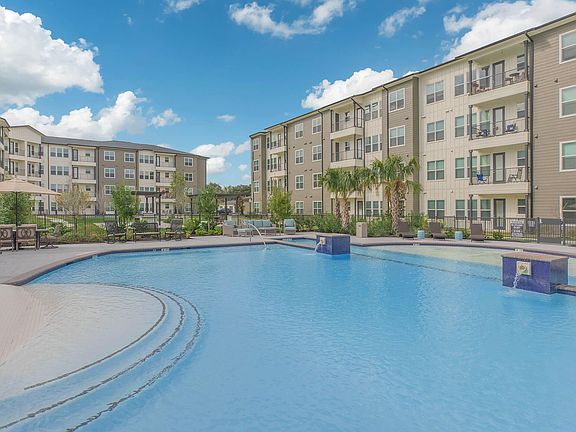 2nd image of 2920 El Dorado Blvd #524