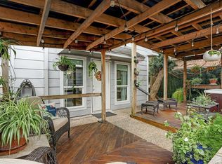 1323 Mardi Ln, Houston, TX 77055
