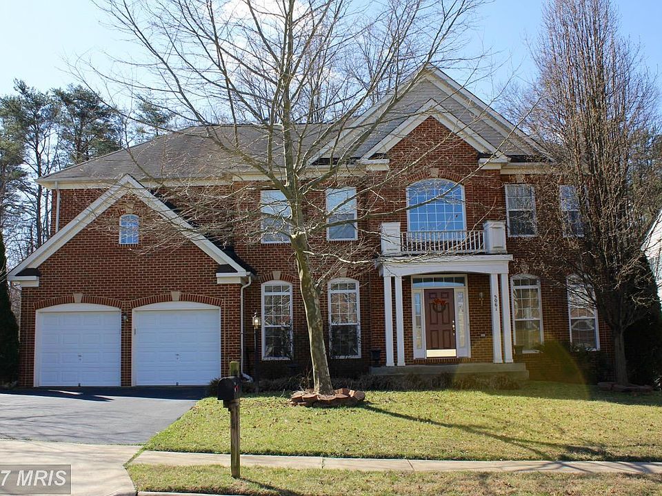 Exterior (Front)