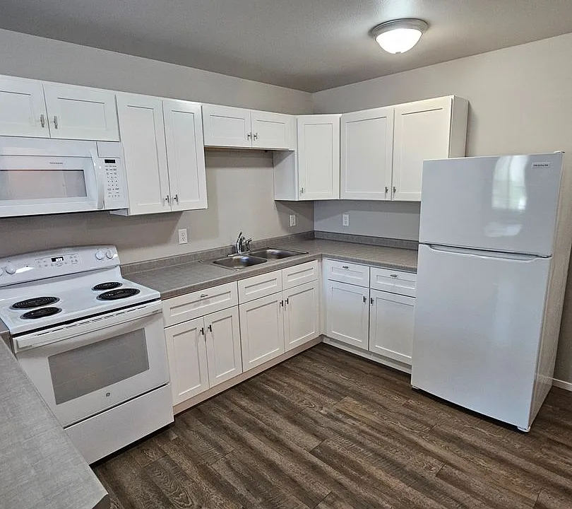 Plaza View Apartments
