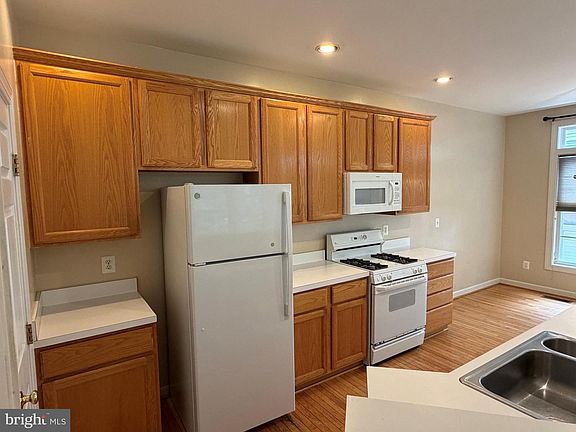 4th image of 4322 Thomas Brigade Ln