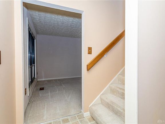 4th image of 4297 Frontenac Dr